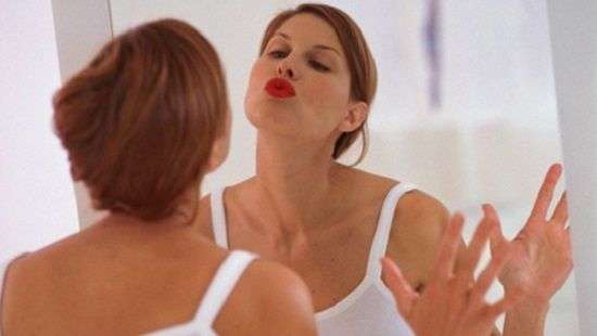 Почему хвалить себя полезно для здоровья, рассказали специалисты