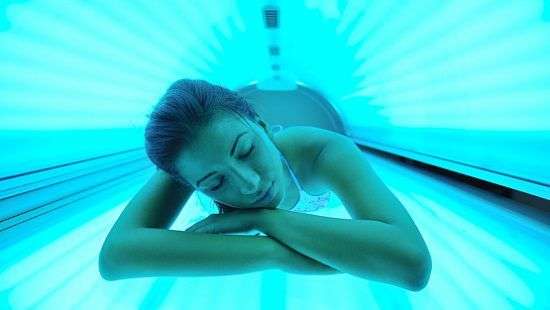 Об опасности солярия для здоровья, рассказали врачи