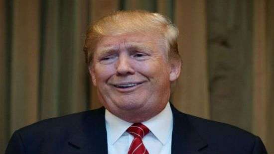 Десять городов в США требуют импичмента Трампа