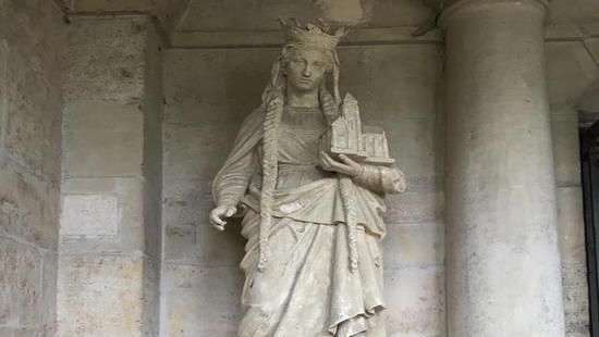 В АП прокомментировали заявление Путина об Анне Ярославне