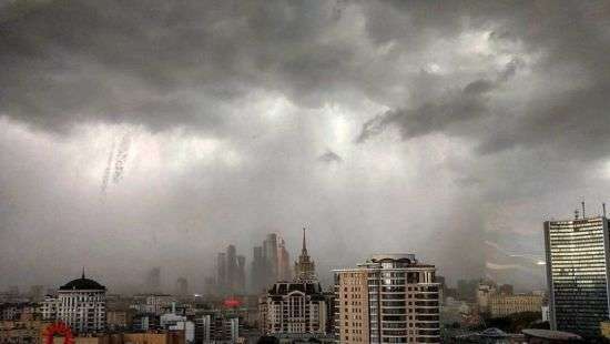 Число жертв урагана в Москве и Подмосковье возросло