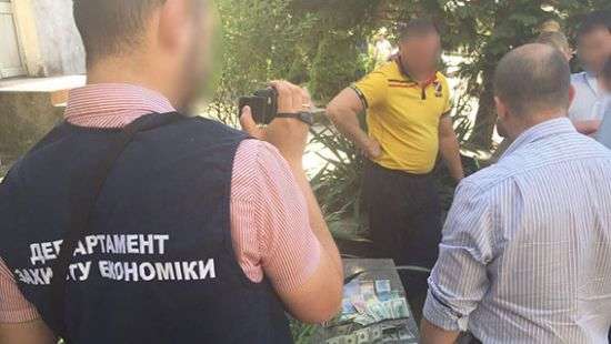 Мэр Чопа Самардак попался на взятке (фото)