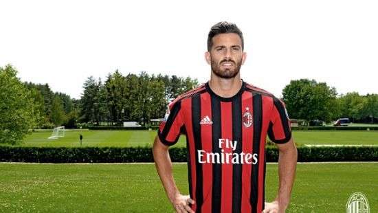 «Милан» объявил о первом трансфере