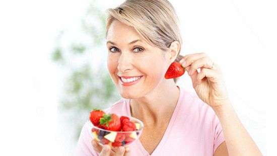 Эксперты назвали 5 продуктов, необходимые женщинам после 40 лет