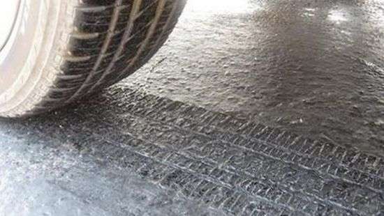 В Украине запретили движение грузовиков в жару