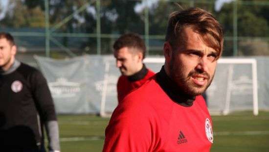 Украинский футболист ушел из российского клуба