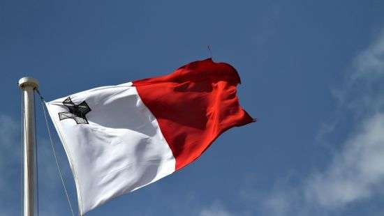 На Мальте из-за офшоров проводят досрочные парламентские выборы