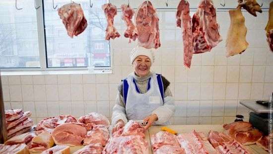Украинцам может не хватить свинины