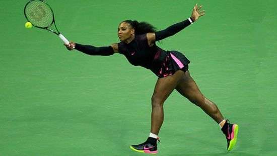 Первая  ракетка мира Серена Уильямс приехала поддержать сестру на теннисном турнире