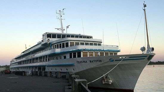 Теплоход из Украины «Генерал Ватутин» будет обслуживать речные круизы в России