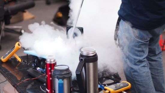 Жидкий гелий помог разогнать процессор Core i7-7740K