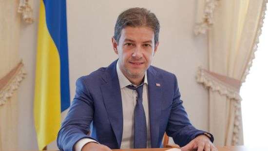 Омбудсменом хочет стать депутат-миллионер, фирму которого подозревают в неуплате налогов