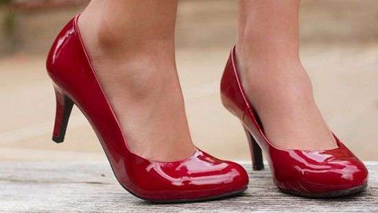 Специалисты назвали «вредную одежду», которая негативно влияет на здоровье