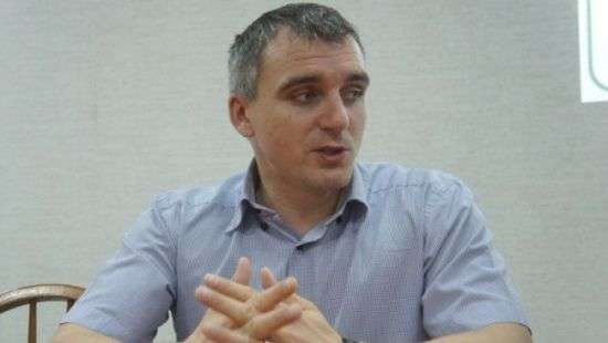 Мэр Николаева заперся в кабинете, чтобы ему не вручали подозрение