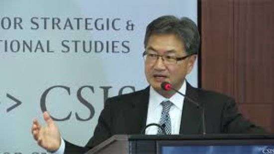 Чиновник из США встретился в Пхеньяне с арестованными американцами