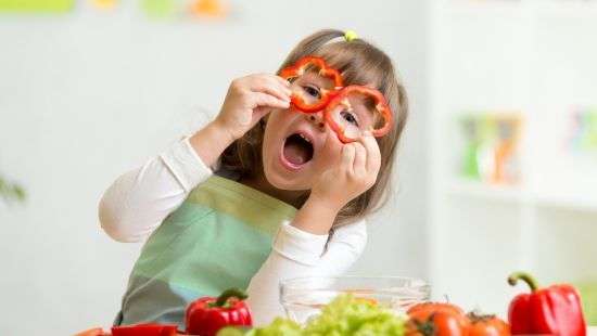 10 питательных веществ, необходимых каждому ребенку