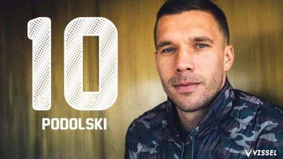 Известный футболист перешел в японский клуб