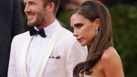 Известный футболист Дэвид Бэкхем ходит «налево»