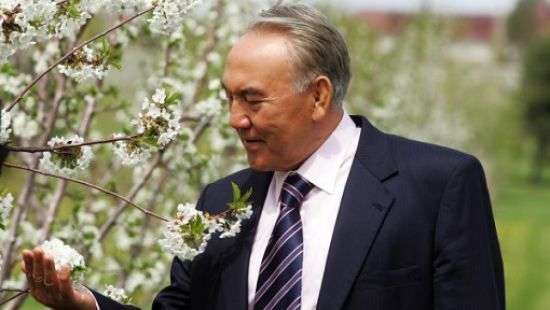 Назарбаев предложил ввести «глобальную валюту»