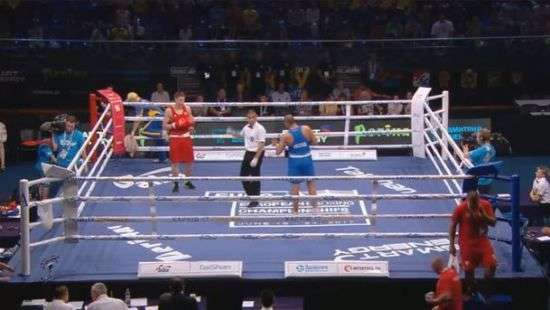 Украинский боксер дебютировал на ЧЕ с победы