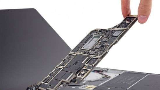 Новый ноутбук от Microsoft не подлежит ремонту