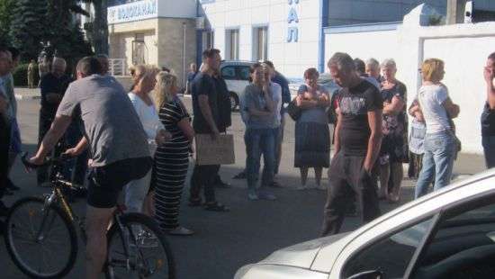 Из-за компании «Kadorr Group» одесситы на полгода остались без канализации