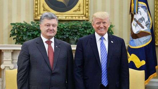 У Трампа пообещали Порошенко помочь с освобождением заложников Кремля