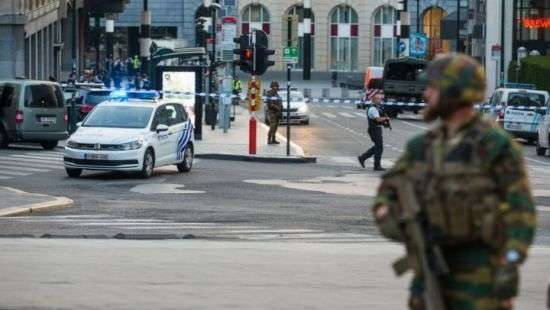 Возле брюссельского вокзала ликвидировали мужчину в поясе смертника