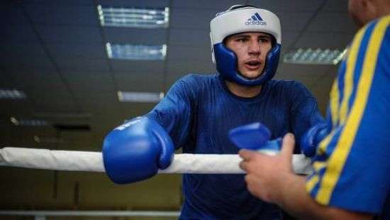 Украинский боксер вышел в 1/4 финала чемпионата Европы