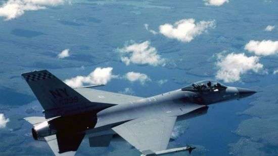 Истребитель НАТО намеревался сопроводить самолет с министром обороны РФ Шойгу