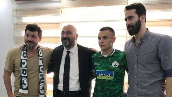 Украинский футболист уехал в Турцию