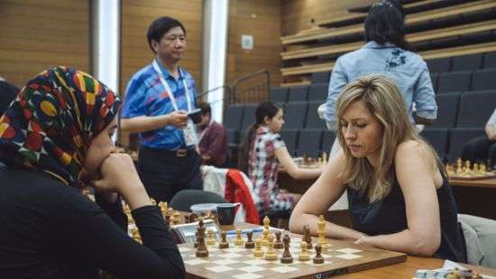 Женская сборная Украины по шахматам снова одержала победу на ЧМ