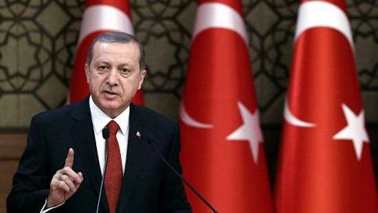 Эрдоган упал в обморок во время молитвы