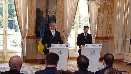 Макрон на встрече с Порошенко вспомнил княжну, которую хотел «украсть» Путин