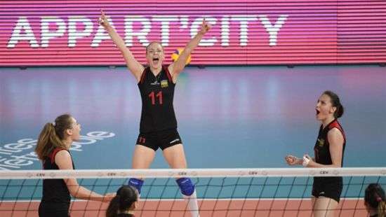 Сборная Украины по волейболу выиграла первый матч полуфинала Евролиги