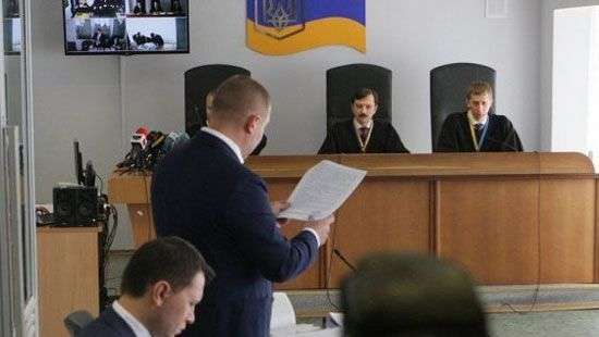 Адвокаты Януковича признались, что не понимают обвинителей