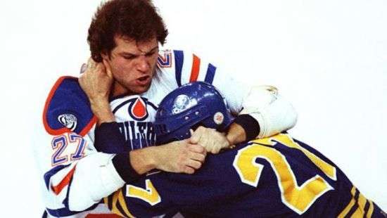 Умер легендарный игрок НХЛ