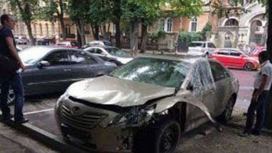 В Одессе взорвали авто экс-депутата (фото/видео)