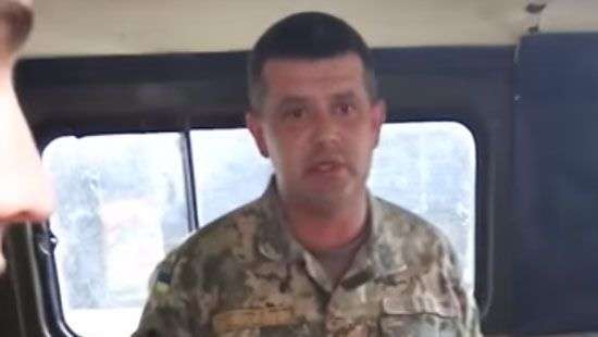 Под Донецком попал в плен офицер ВСУ: боевики показали видео