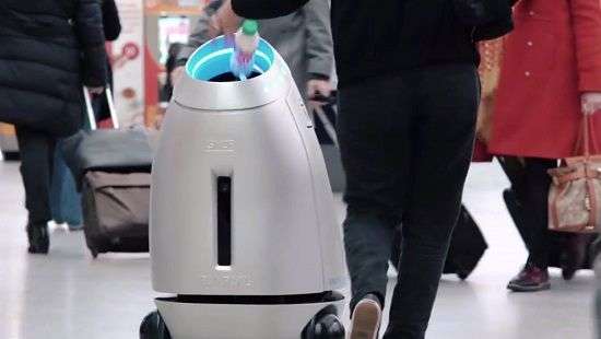 Следить за чистотой вокзалов будет робот-урна (ФОТО)