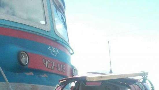 В Запорожской области поезд столкнулся с легковушкой, погибли три человека