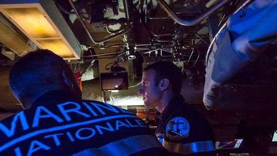 Французский агент 007: Макрон в атомной подлодке стал героем смешных фотожаб