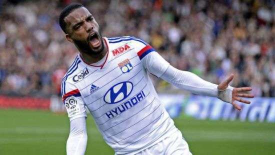 Форвард «Лиона» стал самым дорогим игроком «Арсенала»