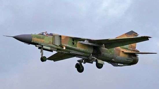 В Индии разбился военный самолет