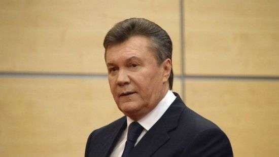 Янукович рассказал, что вынужден жить скрытно и скромно