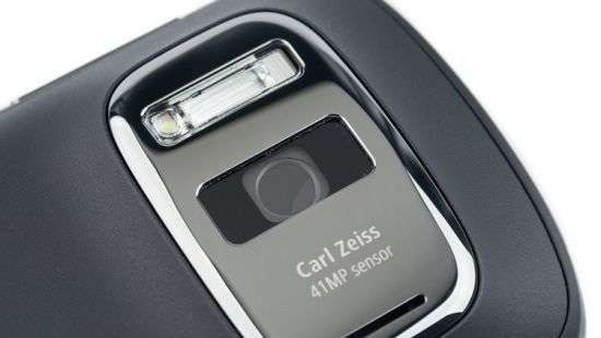 Nokia возобновит выпуск камерофонов