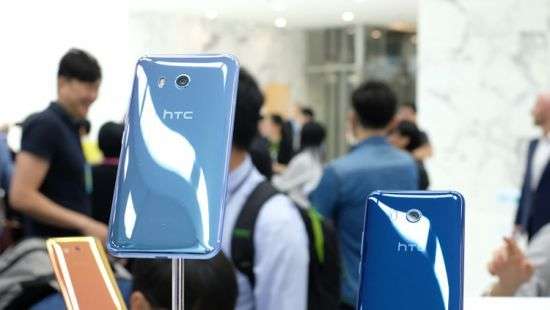 HTC готовит смартфон среднего уровня