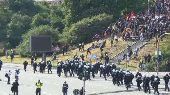 В ходе протестов в Гамбурге арестовала более 200 активистов