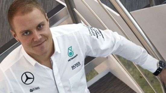 Квалификацию Гран-при Австрии выиграл гонщик «Мерседес»