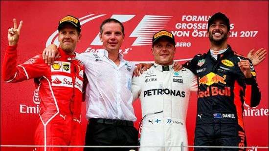 Гран-при Австрии выиграл гонщик «Мерседес»